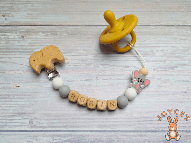 Attache tétine personnalisé Elephant- Modèle Robin- prénom 6 lettres max 