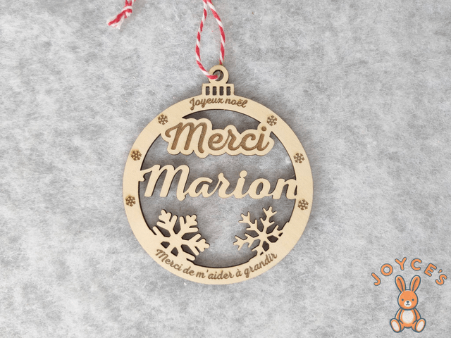 Boule de noël personnalisée - 9cm - Modèle Marion - Assistantes maternelles, maîtresses, ATSEM, AVS, AESH