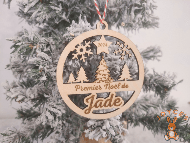 Boule de noël &quot;premier noël&quot;  - 9cm - Modèle Jade
